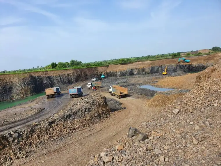 Shri Krishan Construction active highway project site