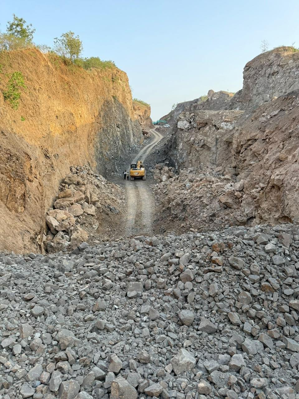 Shri Krishan Construction mining, crushing and infrastructure operations